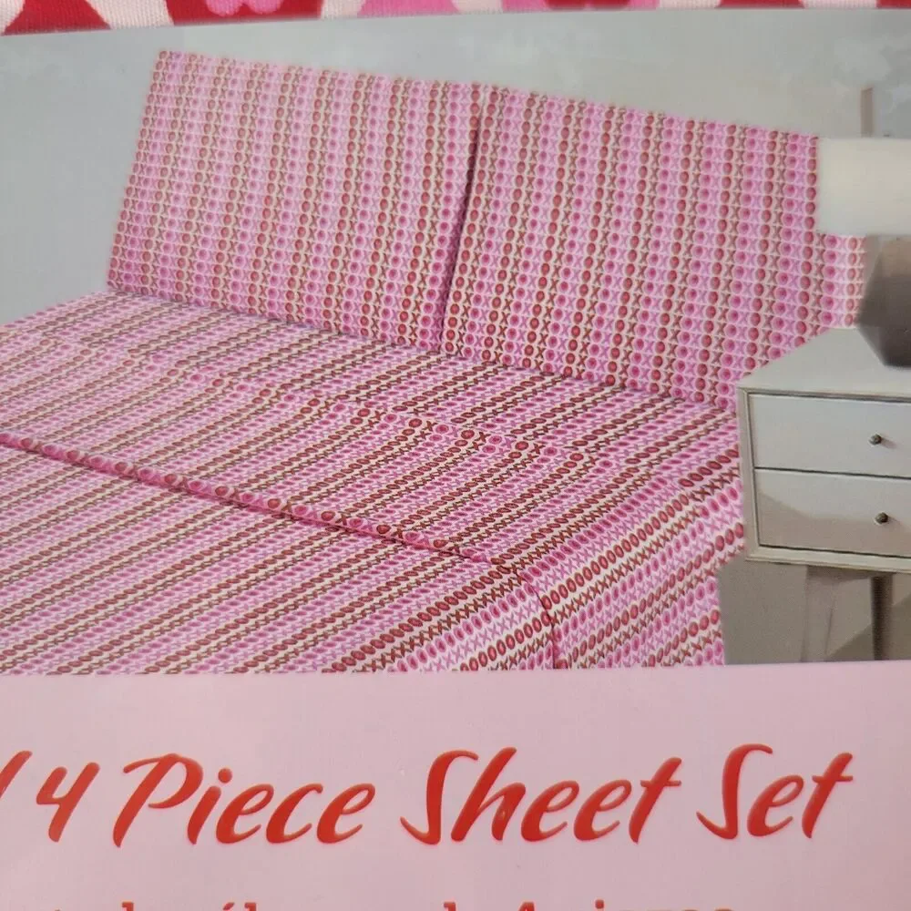 Valentines Day Red Pink XOXO KISS Love 4 piece FULL Sheets Set Girls Teen Hearts